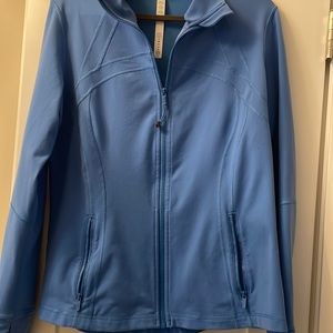 LULU lemon ladies jacket in a 16.